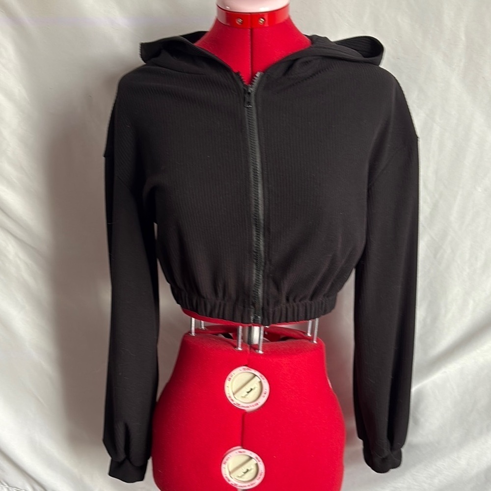 SHEIN Black Cropped Hoodie SM78